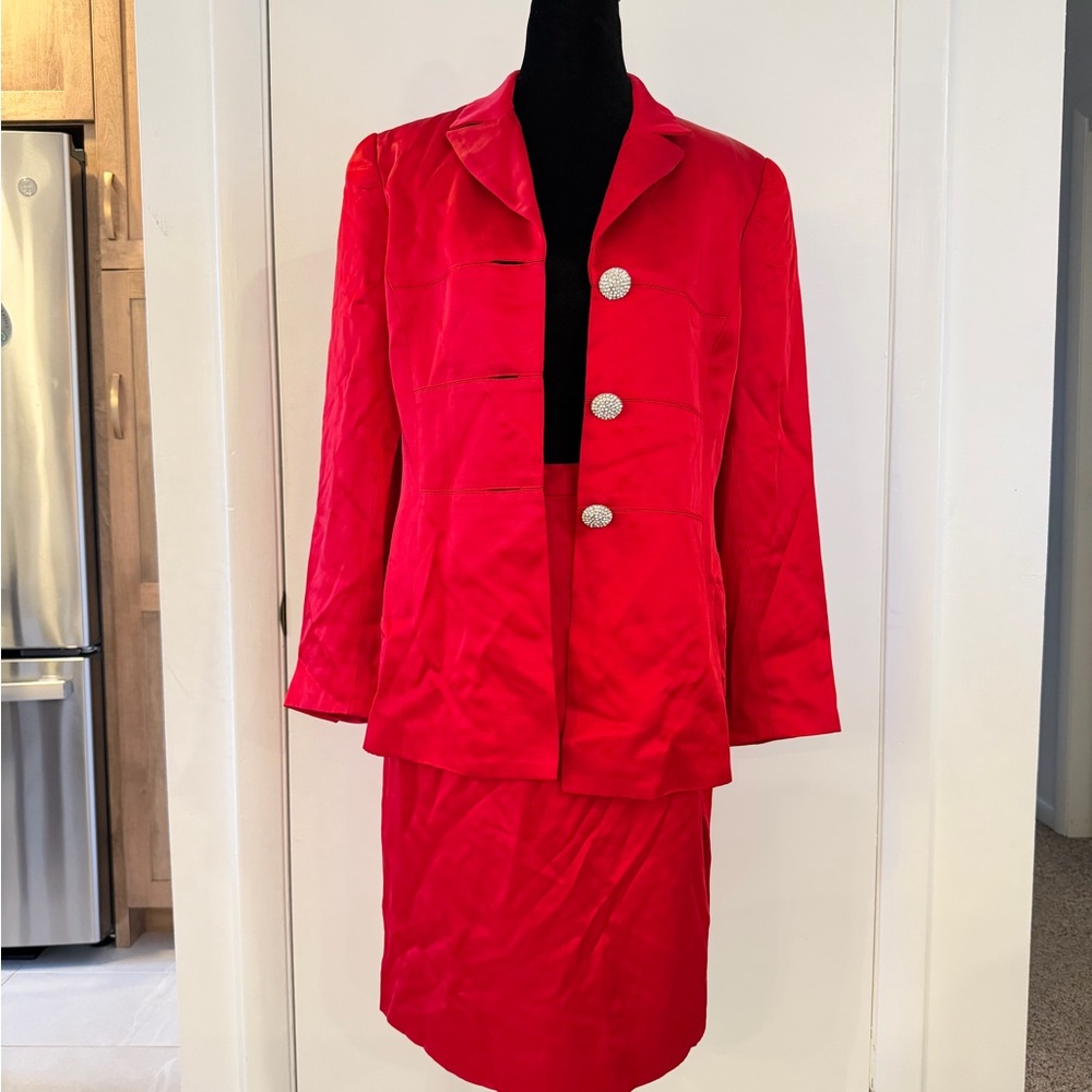 Kelly Graham New York Red Skirt Suit Set with Rhinestone Buttons – Size 8